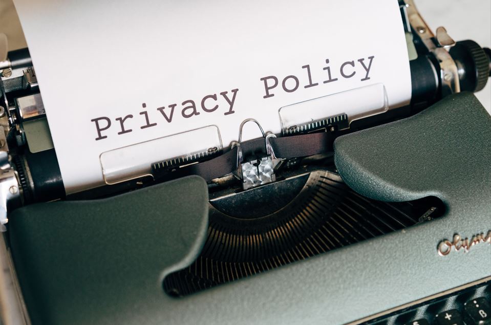 ISO 27001 vs ISO 27701: qual sua empresa precisa